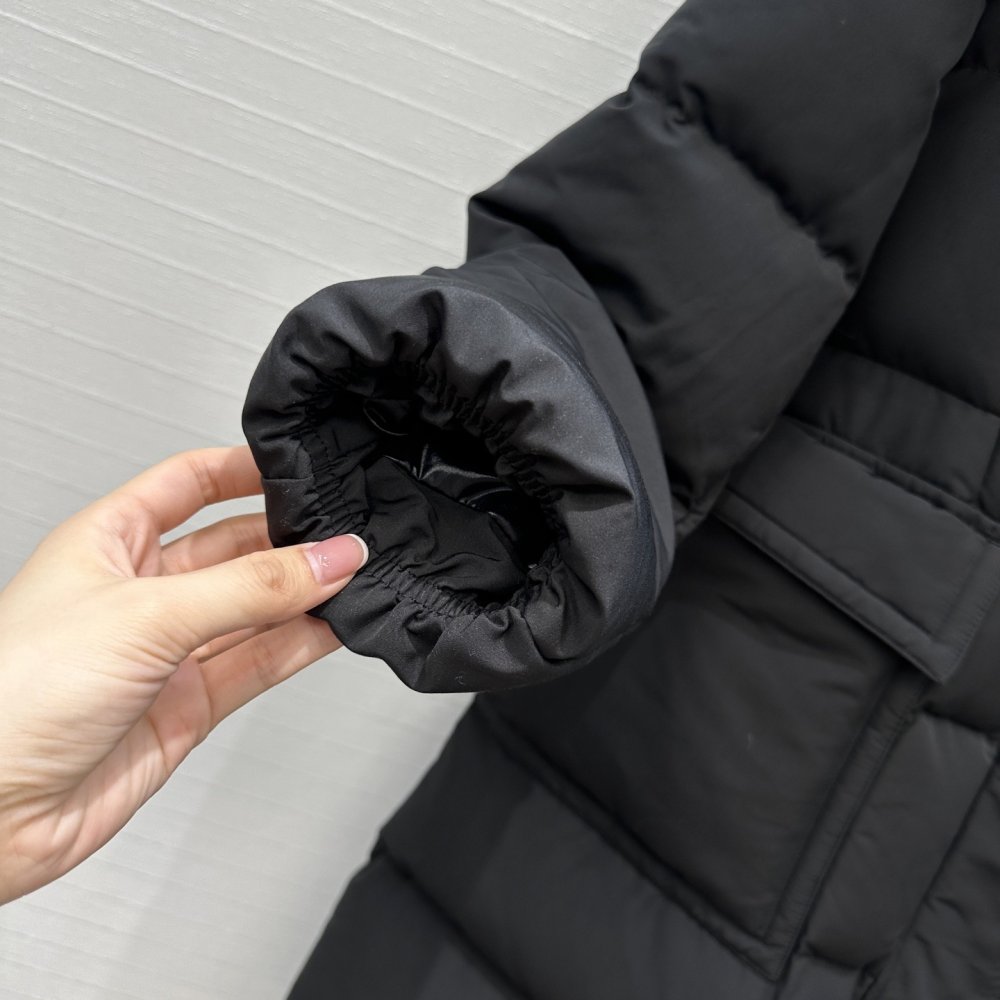 Длинный пуховик женский фото 5