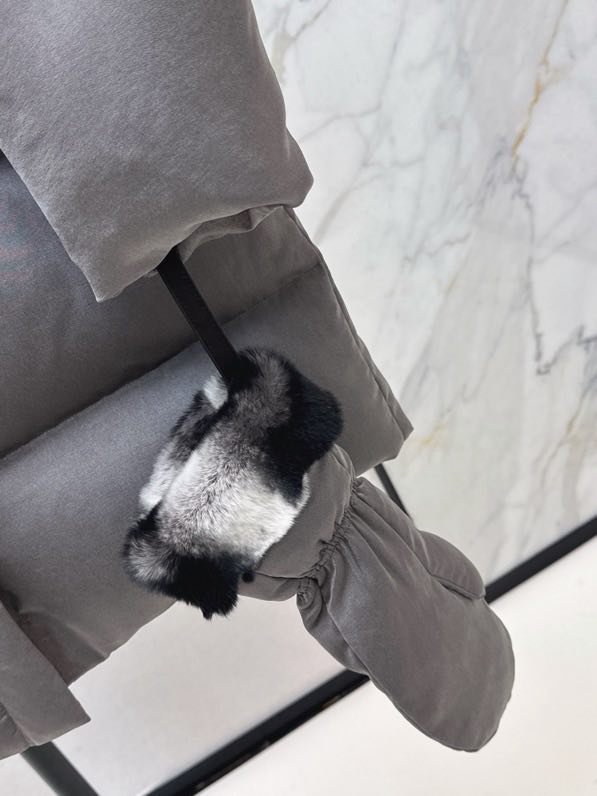 Довгий пуховик жіночий фото 8