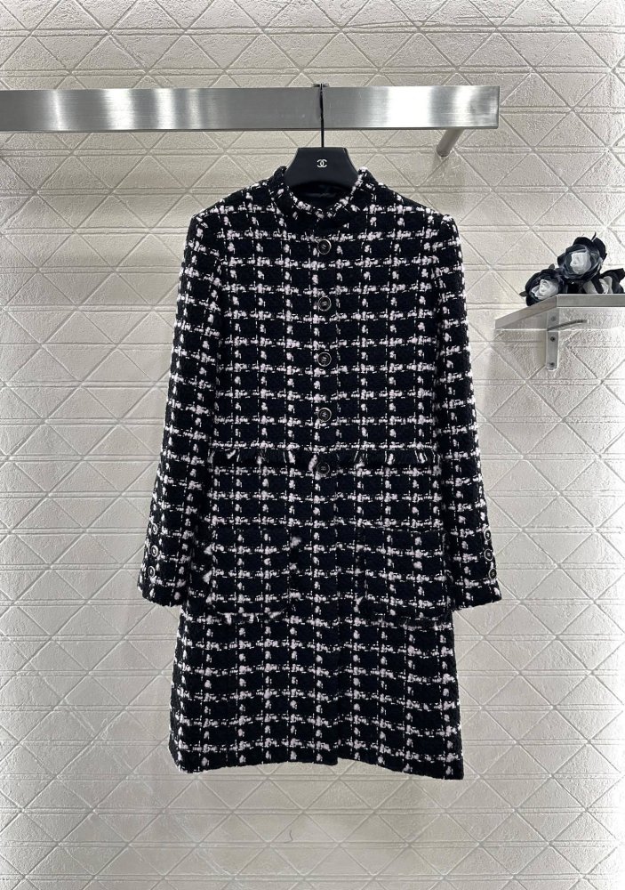 Довгий вовняний твід жіночий