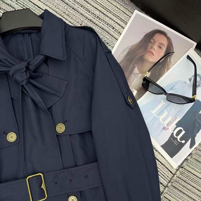 Довгий тренч з лацканами фото 3