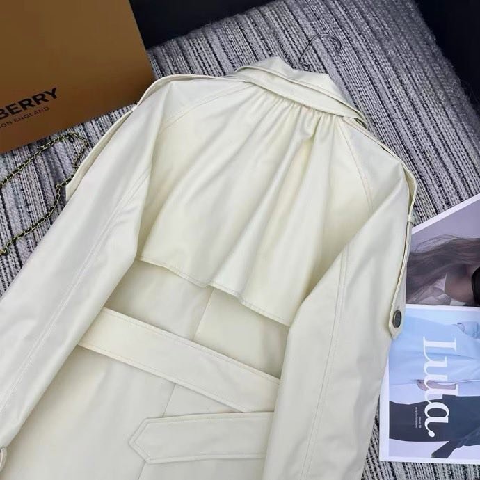 Довгий тренч з лацканами фото 6