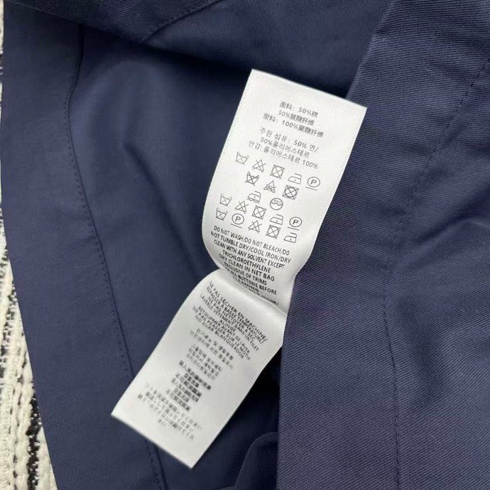 Довгий тренч з лацканами фото 9