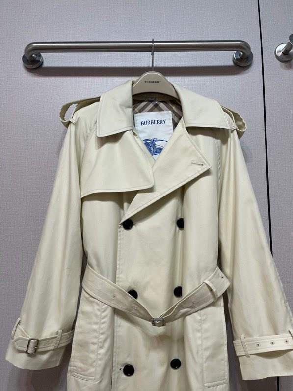 Довгий тренч жіночий фото 8