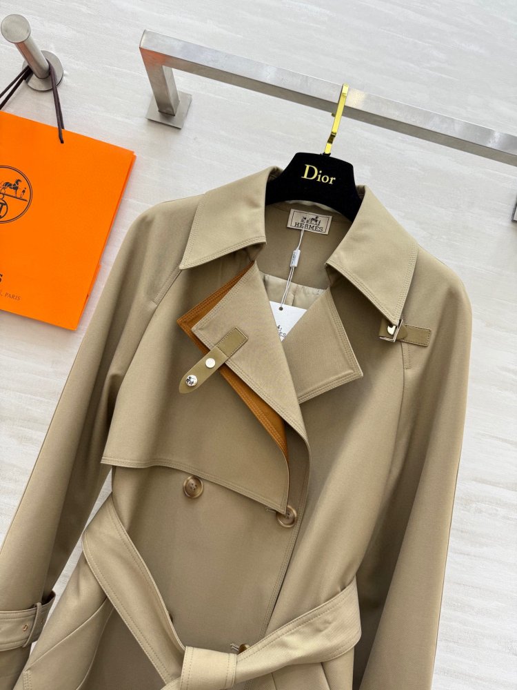 Длинный тренчкот с цветными лацканами фото 2