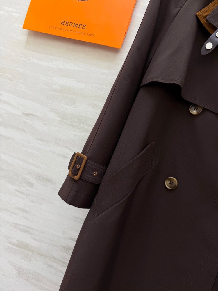 Длинный тренчкот с цветными лацканами фото 4