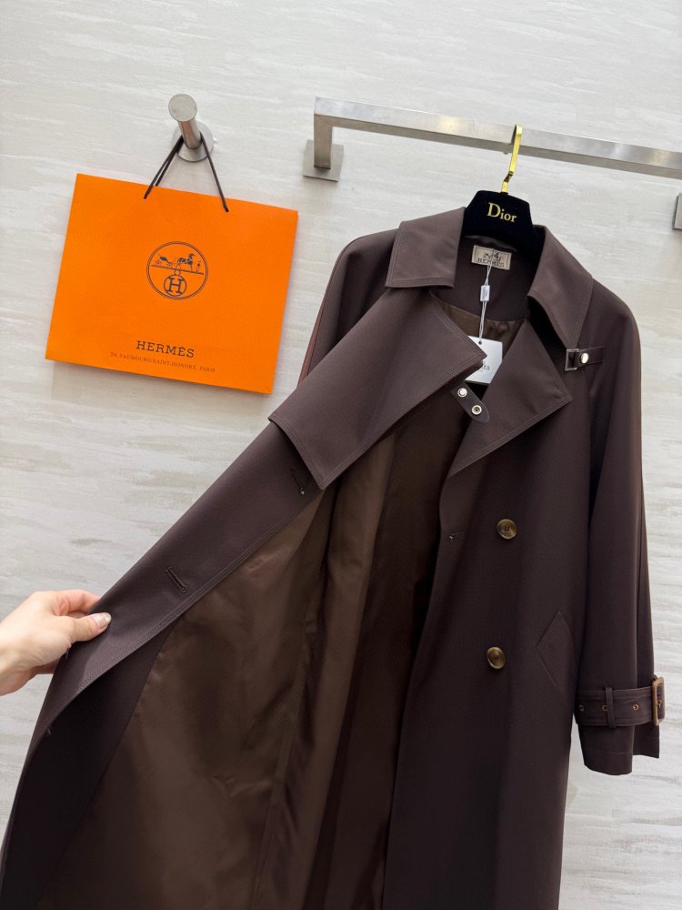 Длинный тренчкот с цветными лацканами фото 8