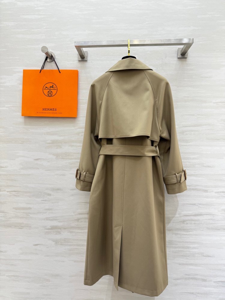 Длинный тренчкот с цветными лацканами фото 9