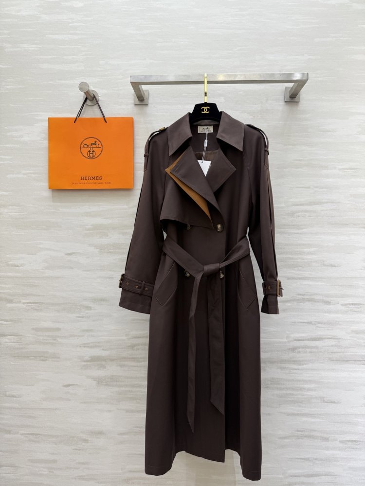 Длинный тренчкот с лацканами