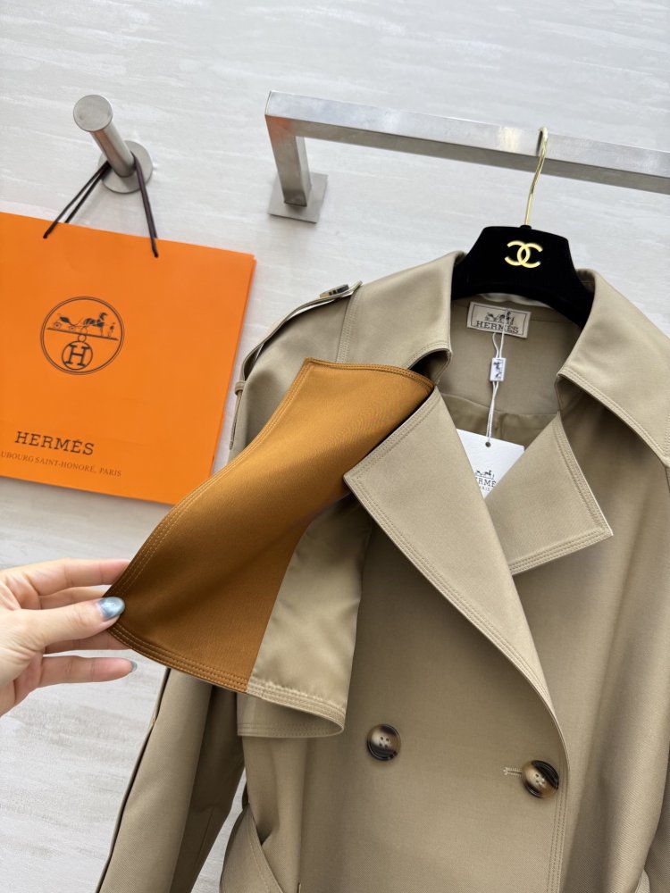 Длинный тренчкот с лацканами фото 4