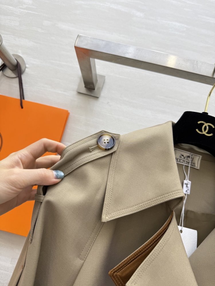 Длинный тренчкот с лацканами фото 5