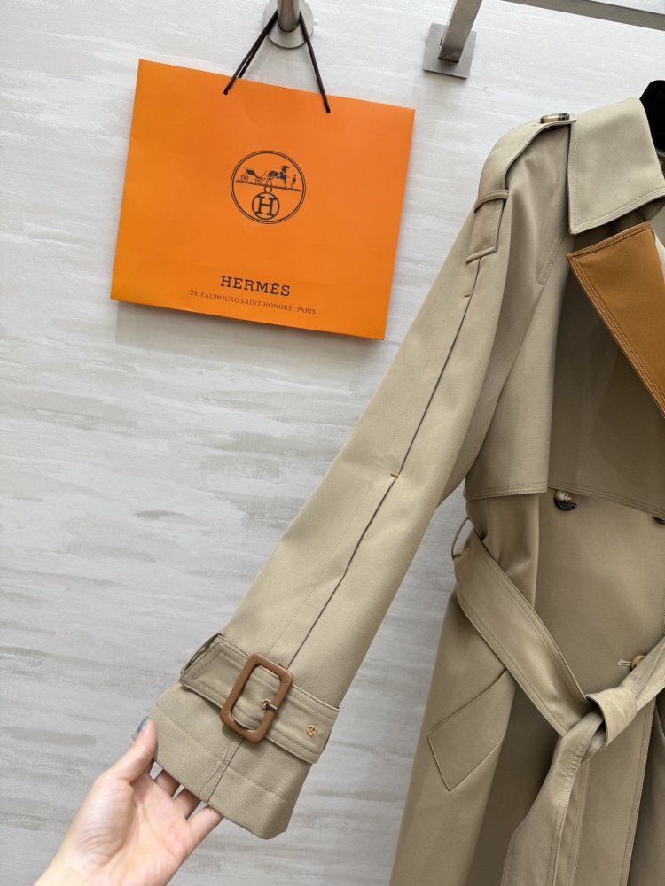 Длинный тренчкот с лацканами фото 6