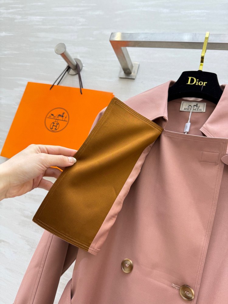 Длинный тренчкот с лацканами фото 6