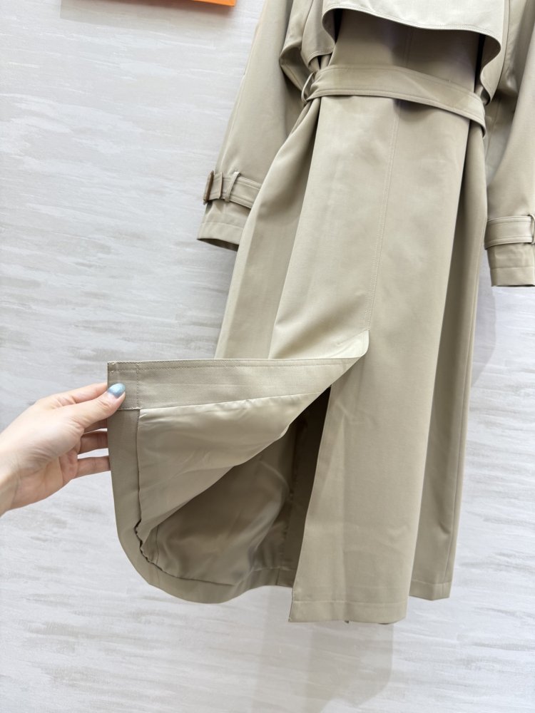 Длинный тренчкот с лацканами фото 8