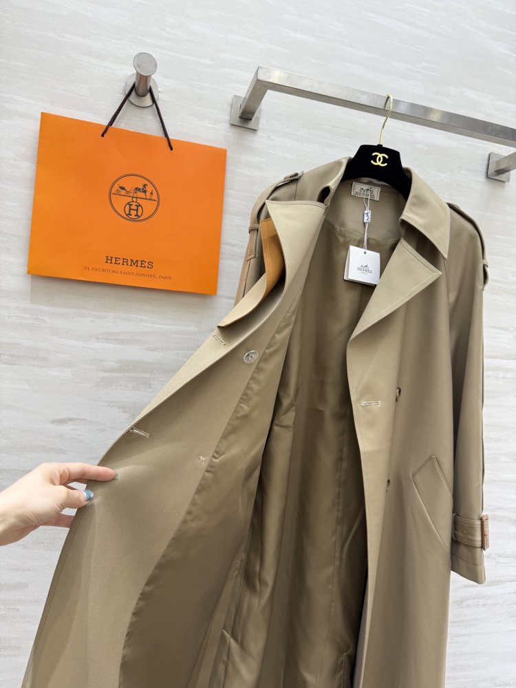 Длинный тренчкот с лацканами фото 9