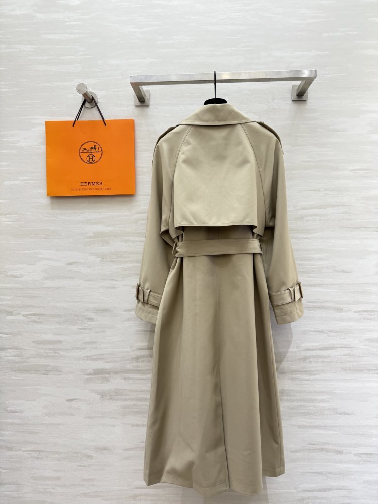 Длинный тренчкот с лацканами фото 9