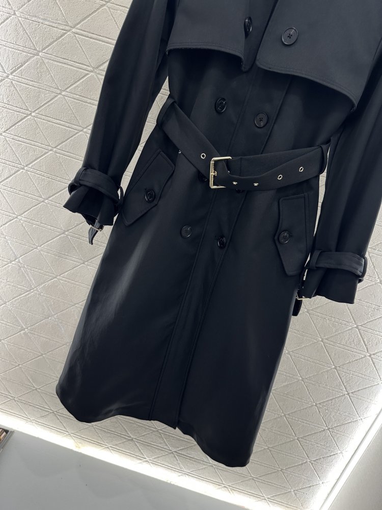 Довгий тренчкот з поясом і вилогами фото 5