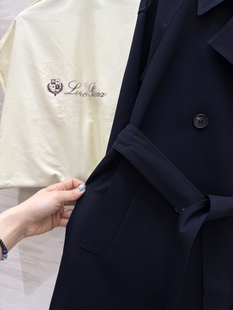 Длинный тренчкот с завязками на талии и лацканами фото 6