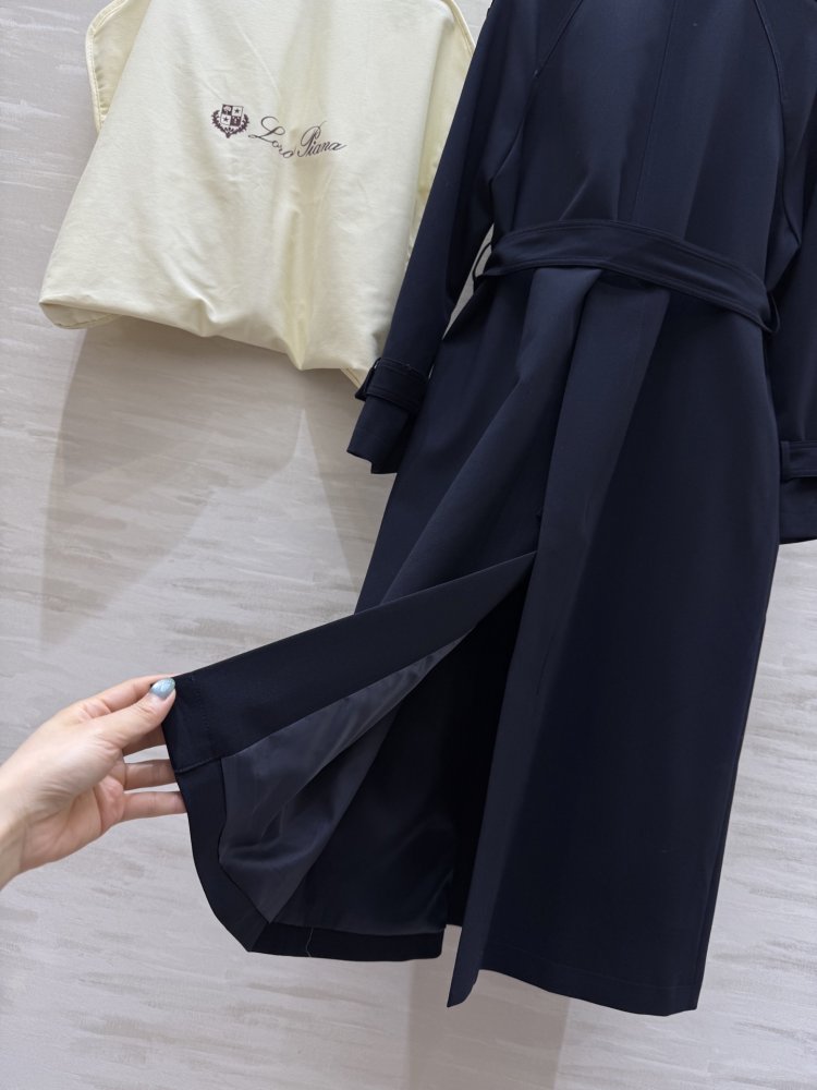 Длинный тренчкот с завязками на талии и лацканами фото 9