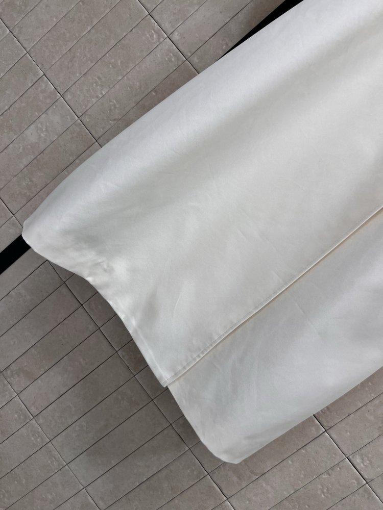 A long trench coat female фото 4