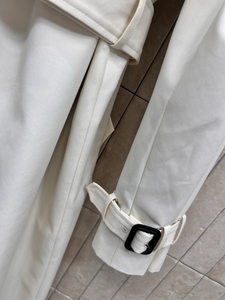 A long trench coat female фото 5