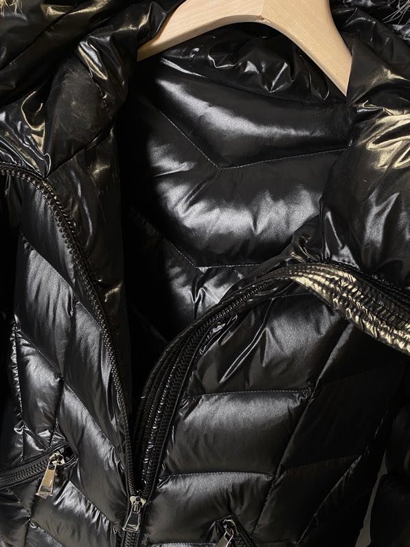 A long female Down jacket from collar of fox fur фото 9