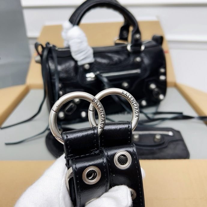 Дорожная сумка кожаная сумка 20 см фото 8