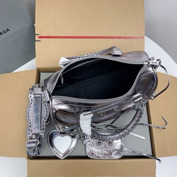 Дорожная сумка кожаная сумка 30 см фото 4