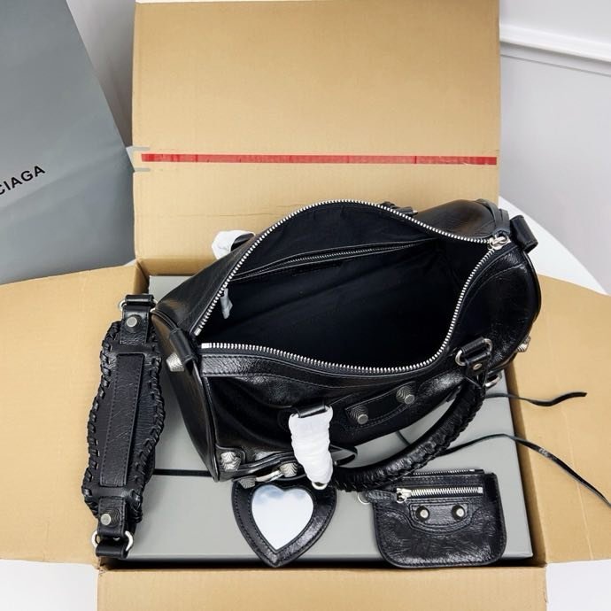 Дорожная сумка кожаная сумка 30 см фото 7