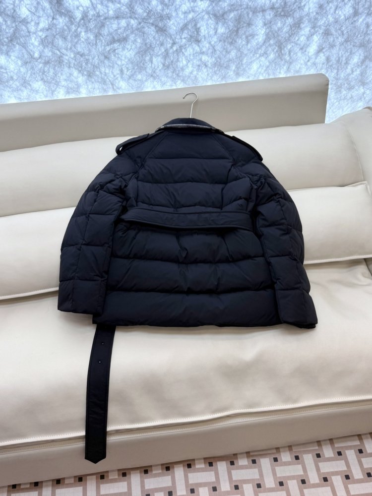 Двубордный short Down jacket female фото 5