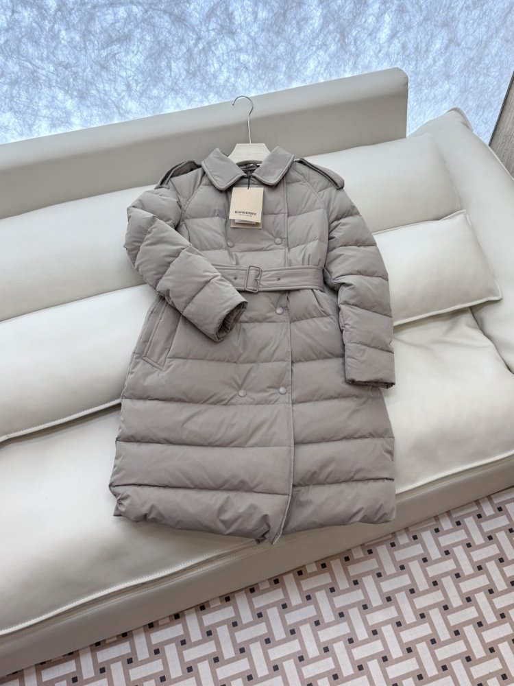 Двубордный пуховик женский фото 3