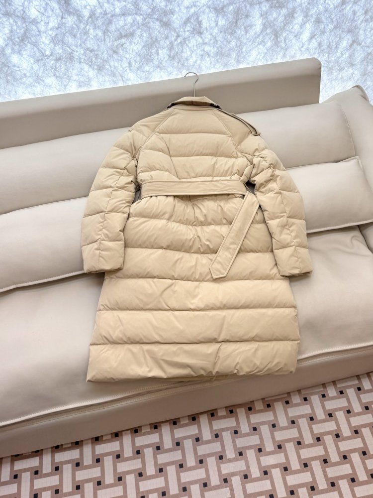 Двубордный Down jacket female фото 4