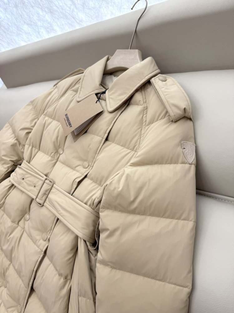 Двубордный Down jacket female фото 7