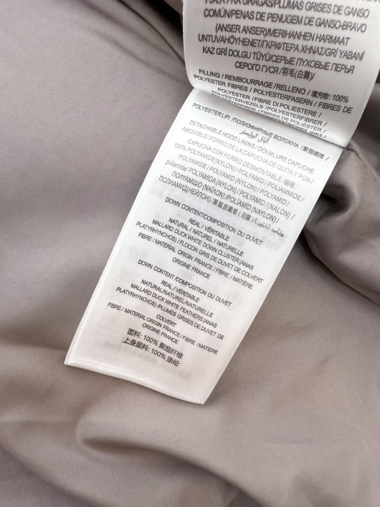 Двубордный пуховик женский фото 8