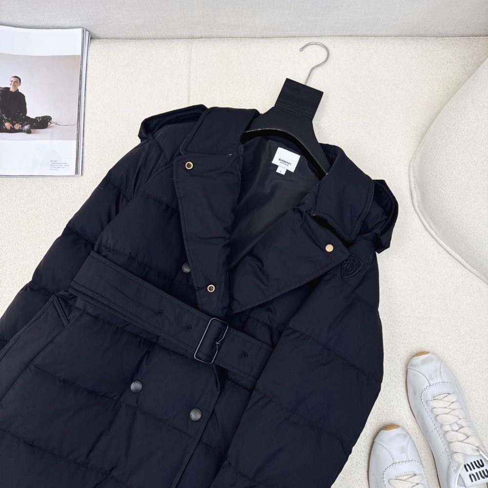 Double-breasted a long Down jacket from facings фото 6