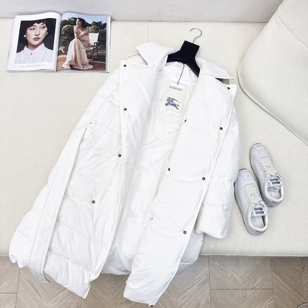 Двубортный длинный пуховик женский фото 7