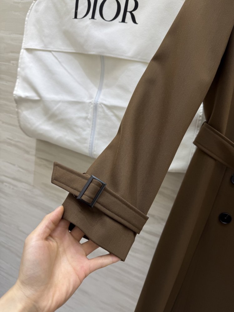 Двубортный длинный тренч фото 4