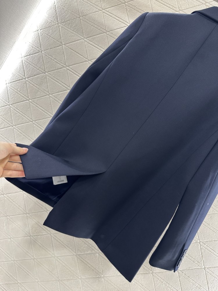 Двубортный шелковый пиджак с прямыми плечами фото 8