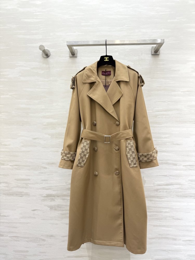 Двобортний тренч жіночий