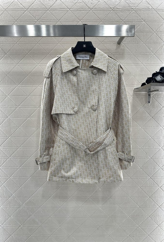 Двобортний тренчкот