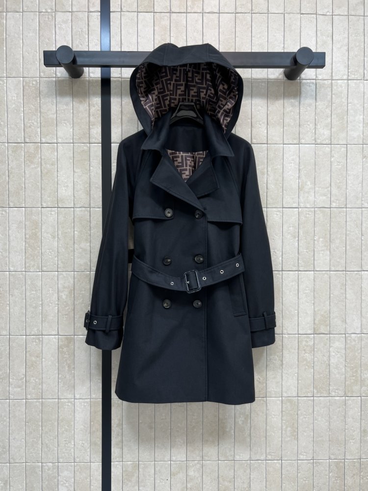 Двубортный тренчкот