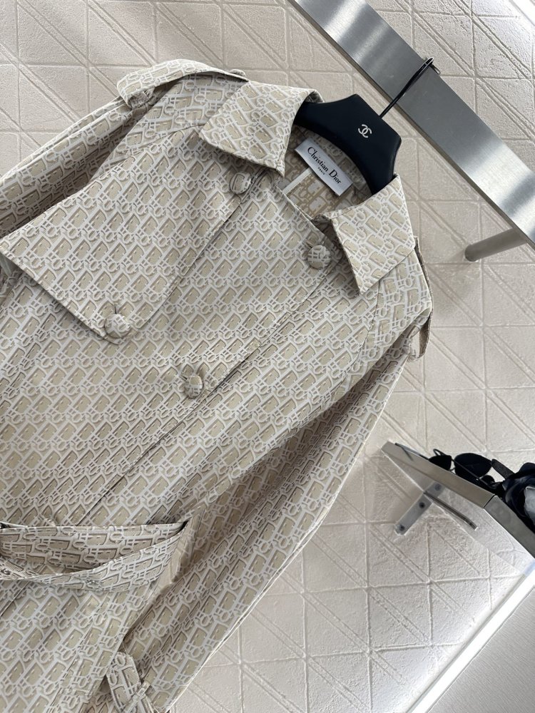 Двобортний тренчкот фото 3