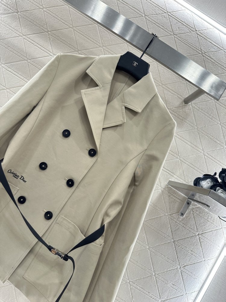 Двубортный тренчкот фото 3