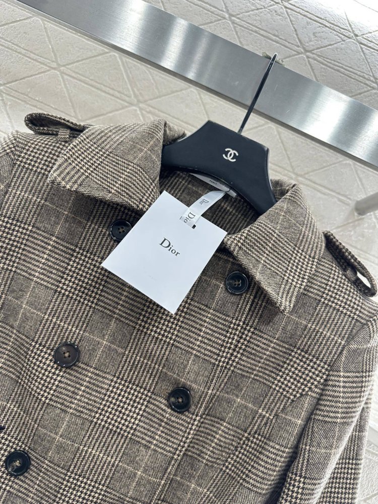 Двубортный тренчкот фото 3