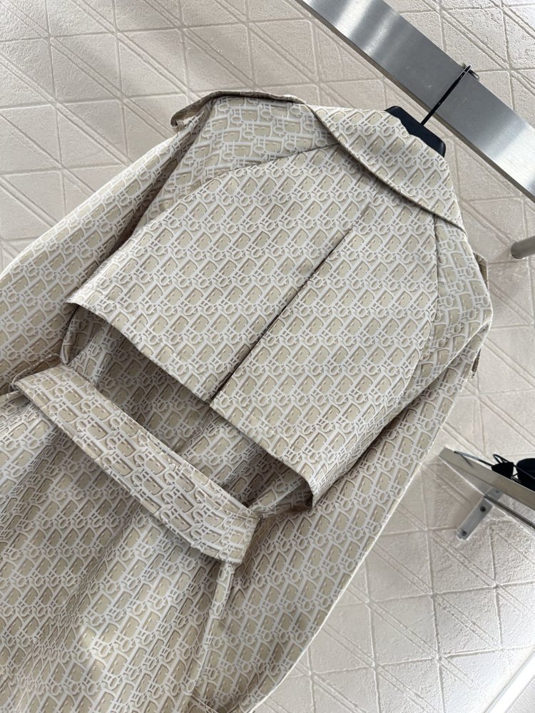 Двобортний тренчкот фото 4