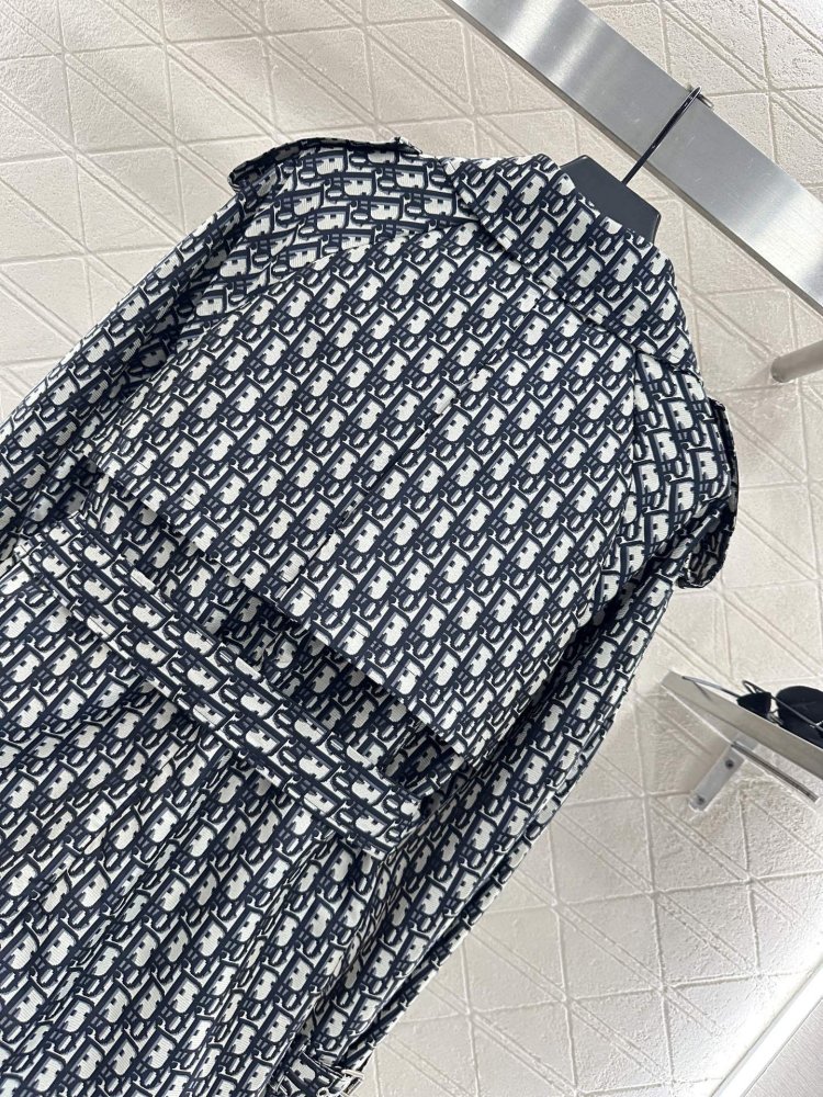 Двобортний тренчкот фото 4