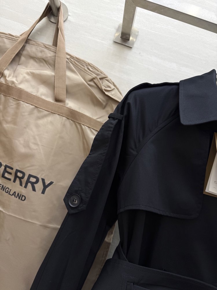 Двубортный тренчкот фото 5