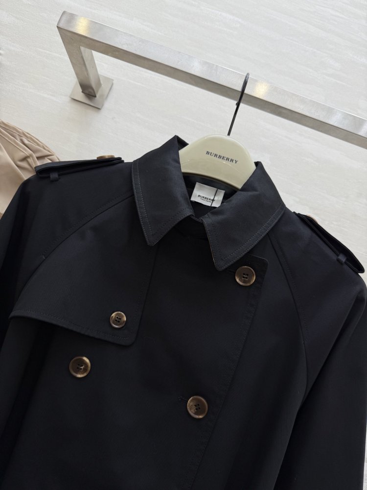 Двубортный тренчкот фото 5