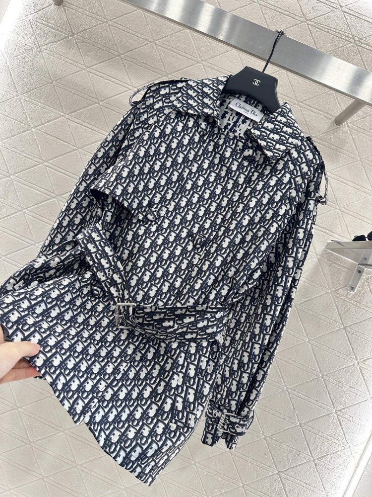 Двобортний тренчкот фото 6