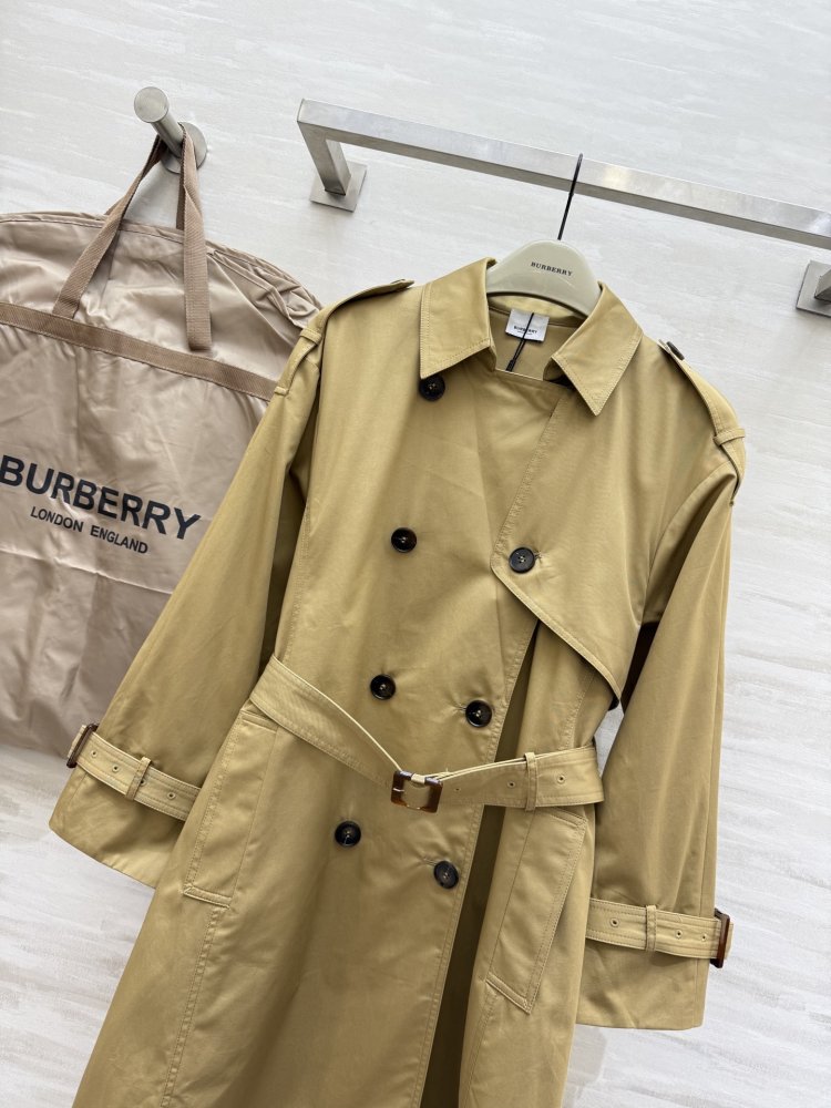 Double-breasted trench coat фото 6
