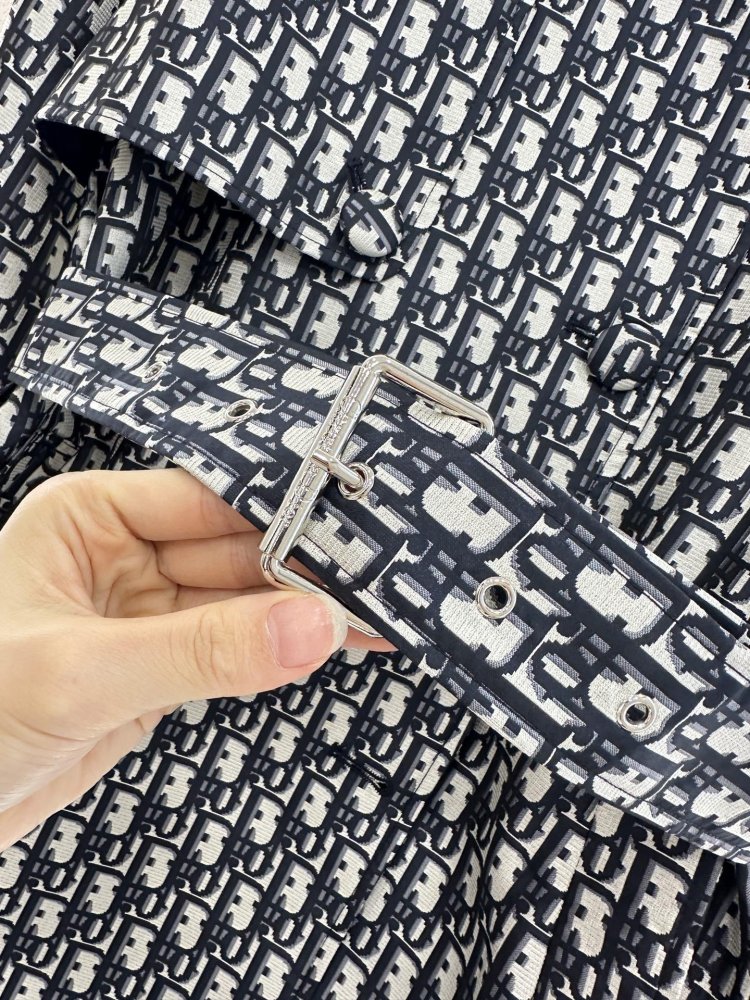 Двобортний тренчкот фото 7